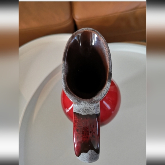 Authentic Mid-Century Modern 1970s pottery pitcher vase by Canadiana Pottery - Picture 3 of 13